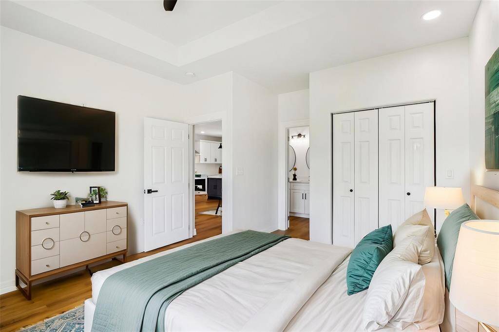 Experience comfort and serenity in this beautifully appointed primary room.