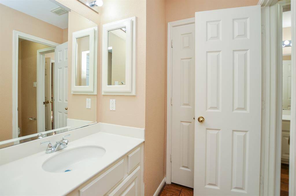 A full secondary ensuite bath offers all the privacy and comfort as its primary counterpart.