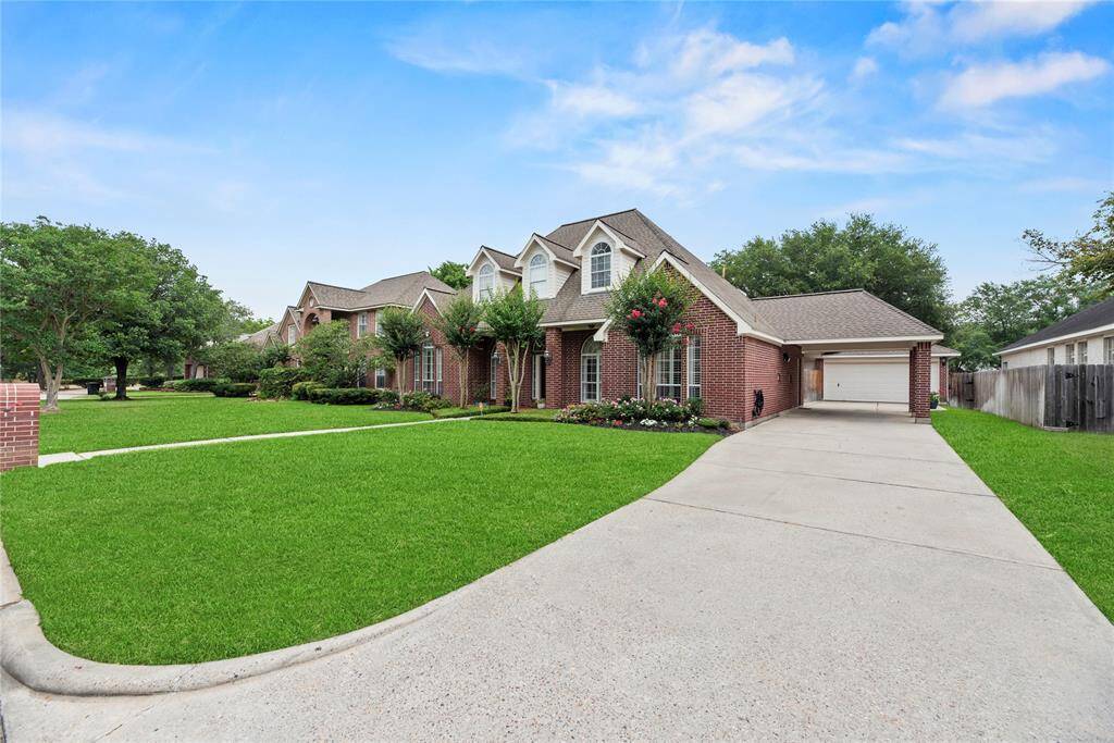 A nice long driveway...