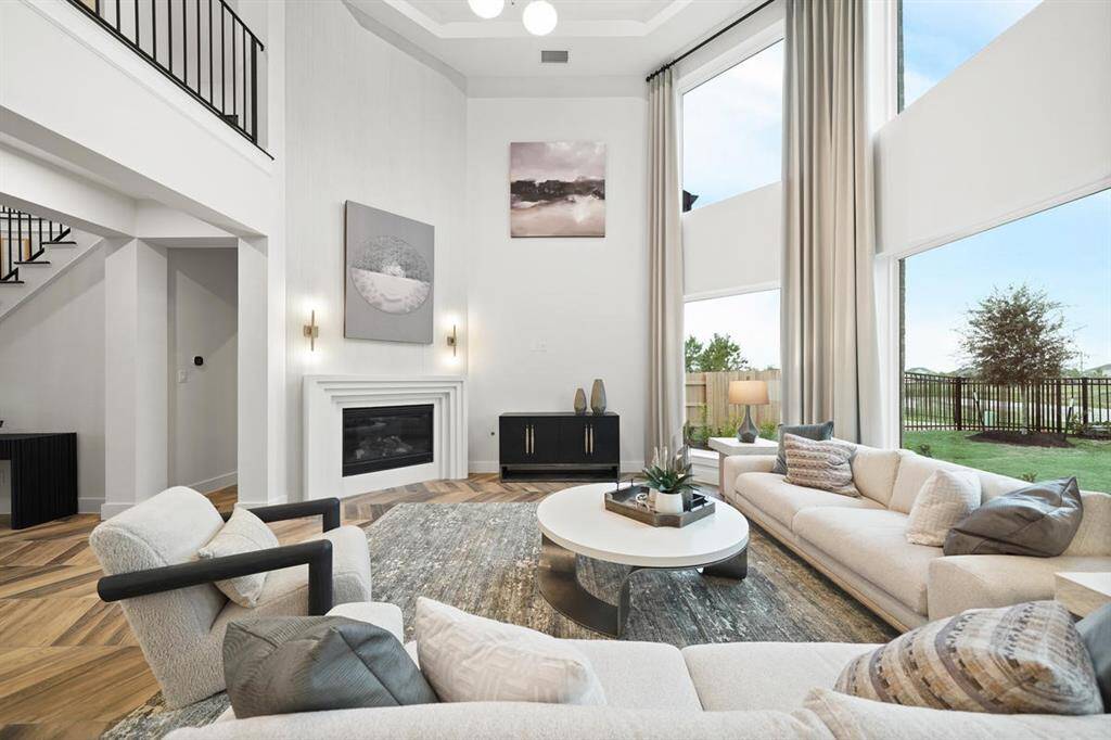 REPRESENTATIVE PHOTO: Colors and options vary. Confirm options and selections with onsite Community Sales Manager.