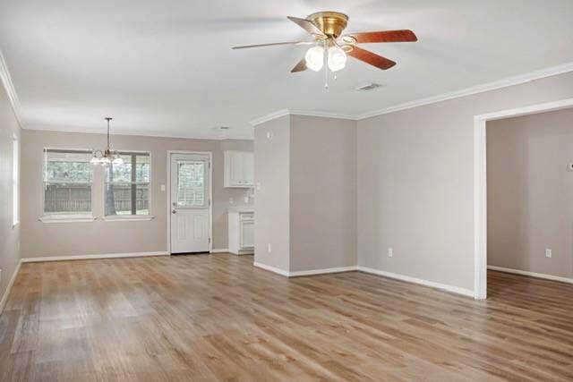 Awesome Open-Concept Layout