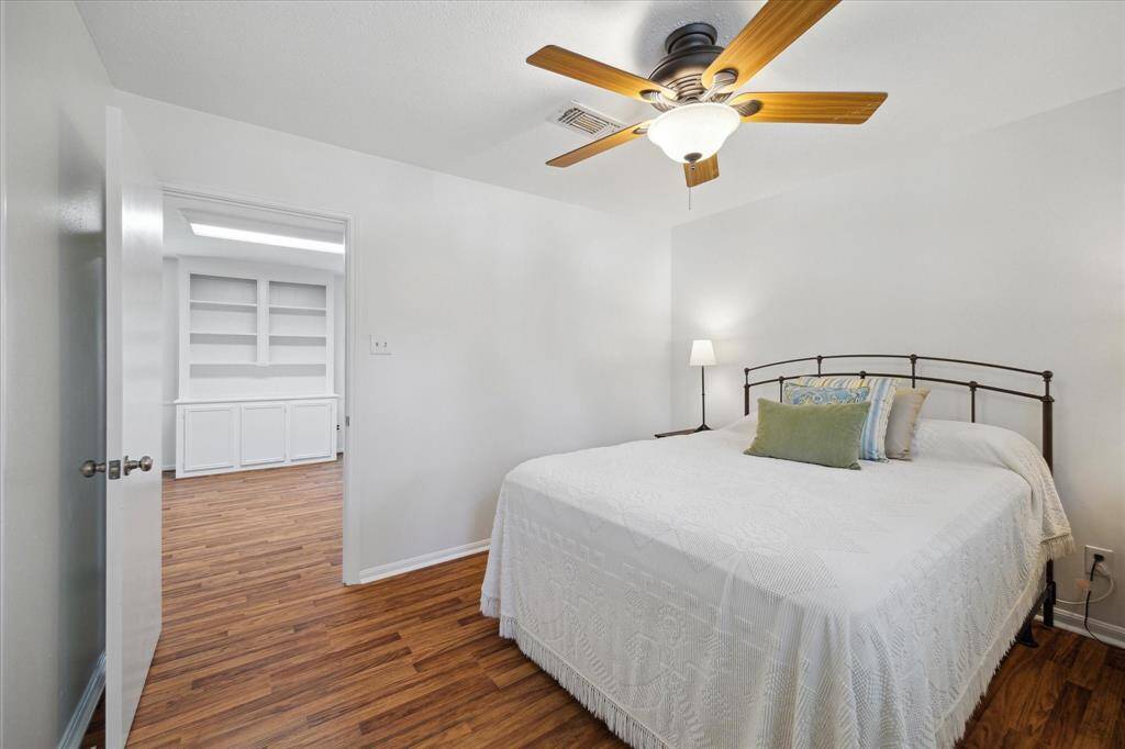 Neat and bright bedroom ideal for rest and relaxation.