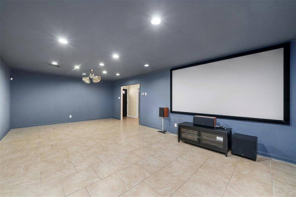 Huge family room