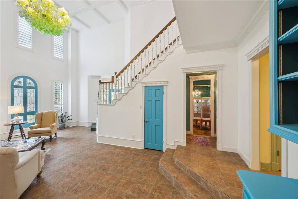 The family room has a wet bar that also leads into the dining room. Such great flow to this townhome.
