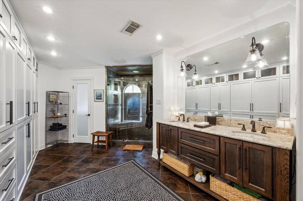 Spacious primary bathroom.