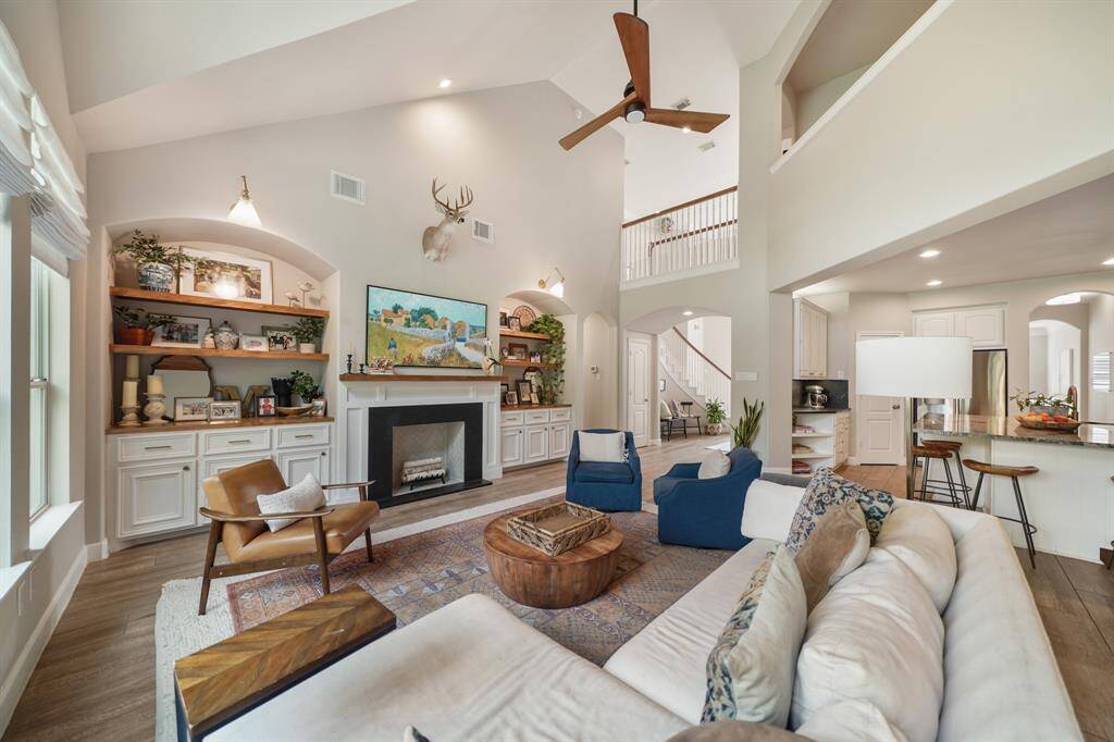 Soaring ceilings and an open-concept plan!
