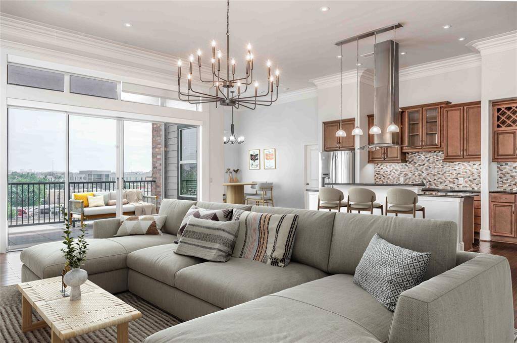 Welcome Home! Corner Unit Allows For Tons Of Natural Light (Virtually Staged)