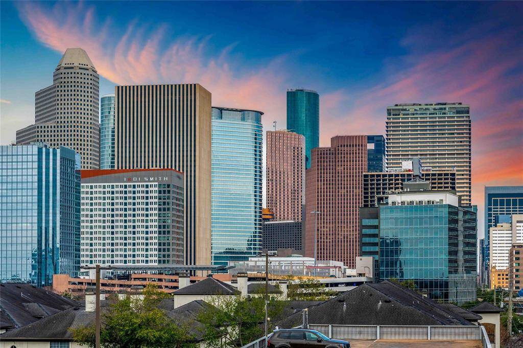 Downtown Views From Living Room & Balcony