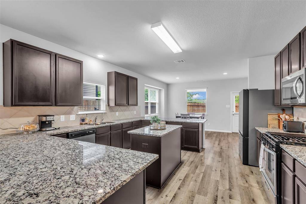 Gas range. All stainless appliances.