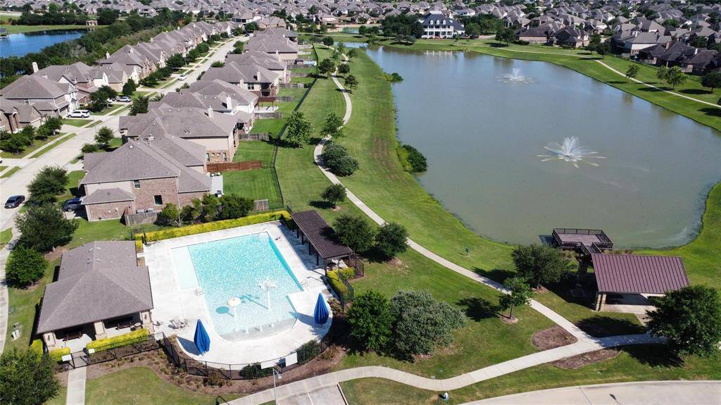 Stunning view of this subdivision lake.