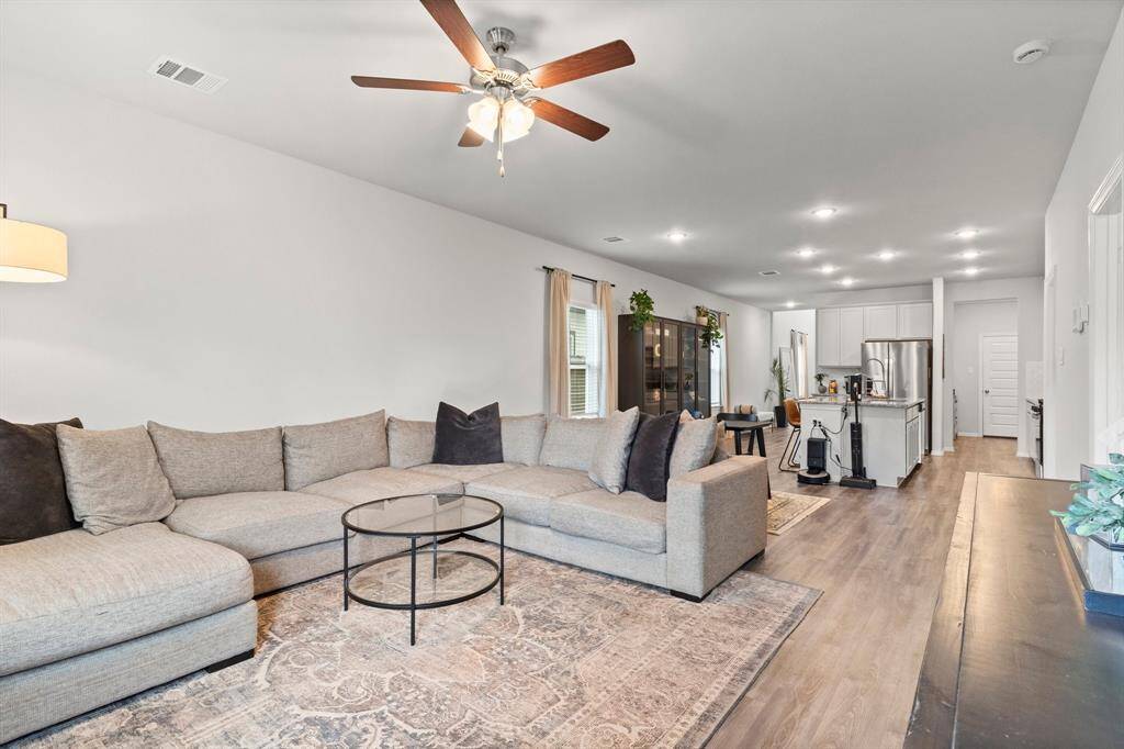 ***PHOTOS OF HOME STAGED IN PREVIOUS LISTING***