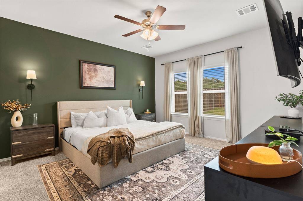 ***PHOTOS OF HOME STAGED IN PREVIOUS LISTING***