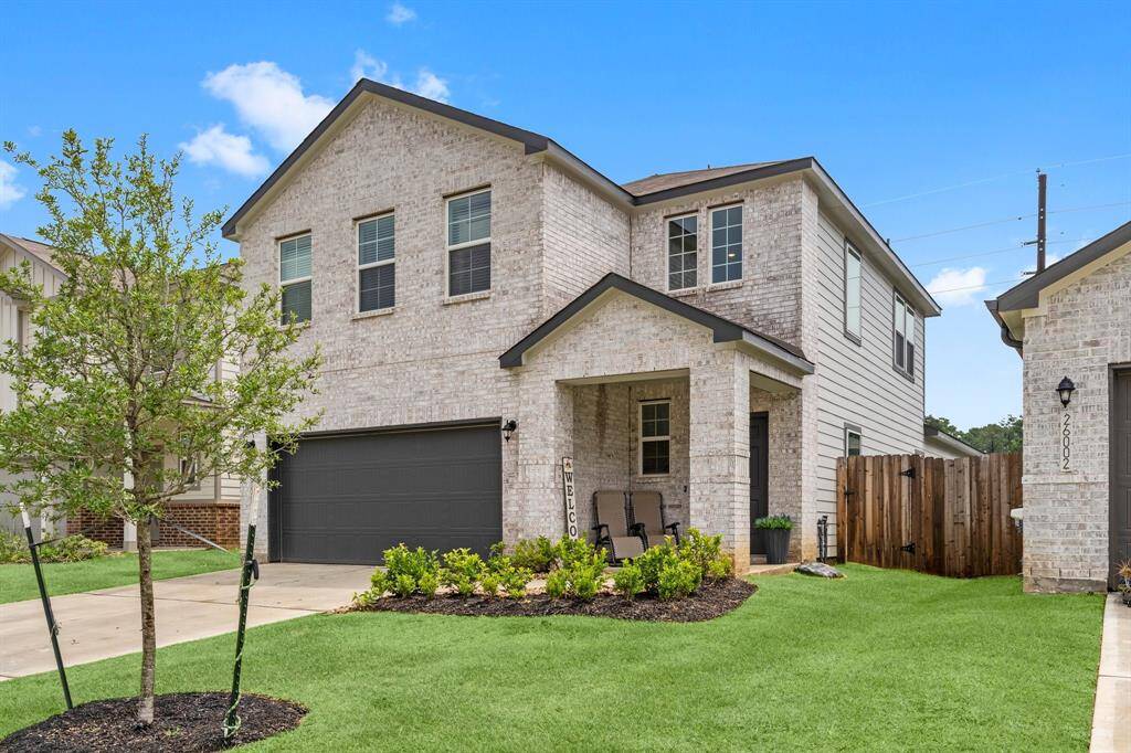 ***PHOTOS OF HOME STAGED IN PREVIOUS LISTING***