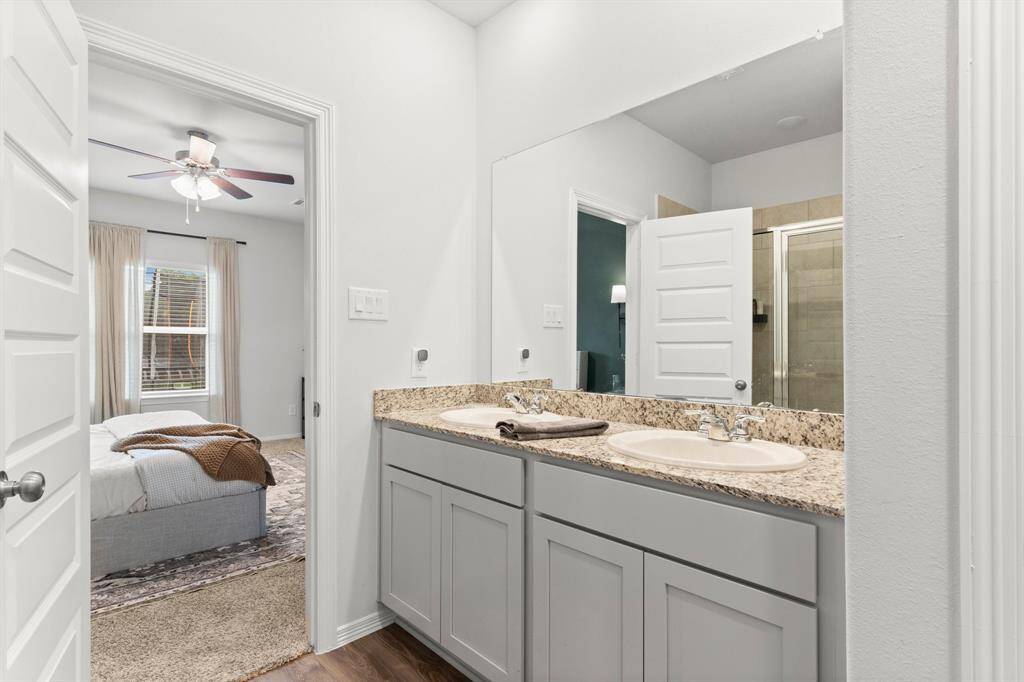 ***PHOTOS OF HOME STAGED IN PREVIOUS LISTING***