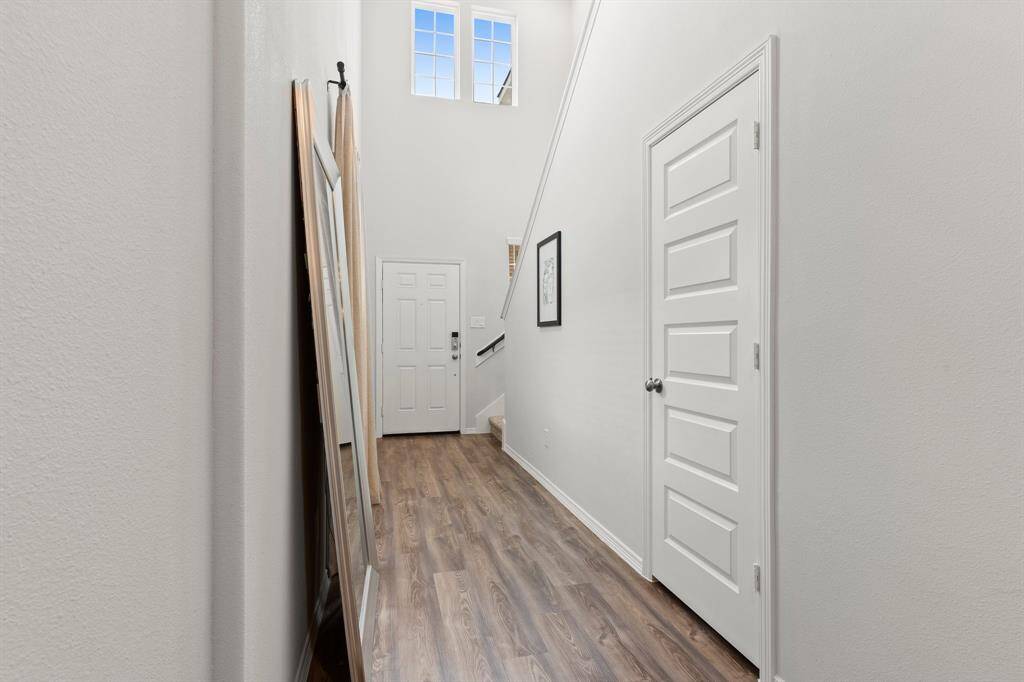 ***PHOTOS OF HOME STAGED IN PREVIOUS LISTING***