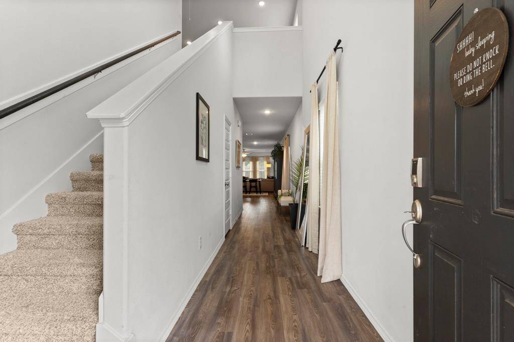 ***PHOTOS OF HOME STAGED IN PREVIOUS LISTING***