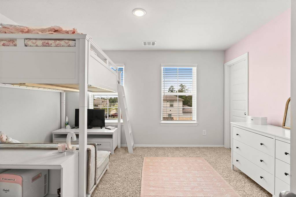 ***PHOTOS OF HOME STAGED IN PREVIOUS LISTING***
