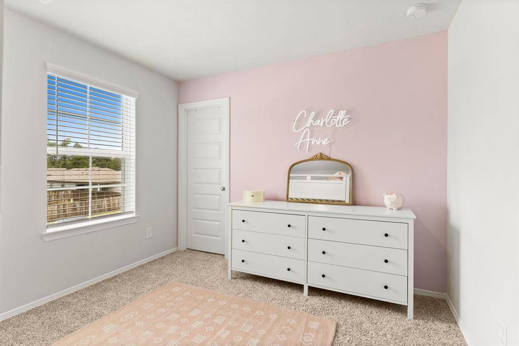 ***PHOTOS OF HOME STAGED IN PREVIOUS LISTING***
