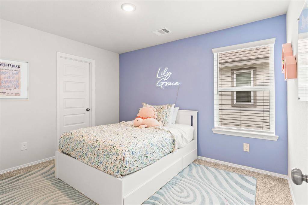 ***PHOTOS OF HOME STAGED IN PREVIOUS LISTING***