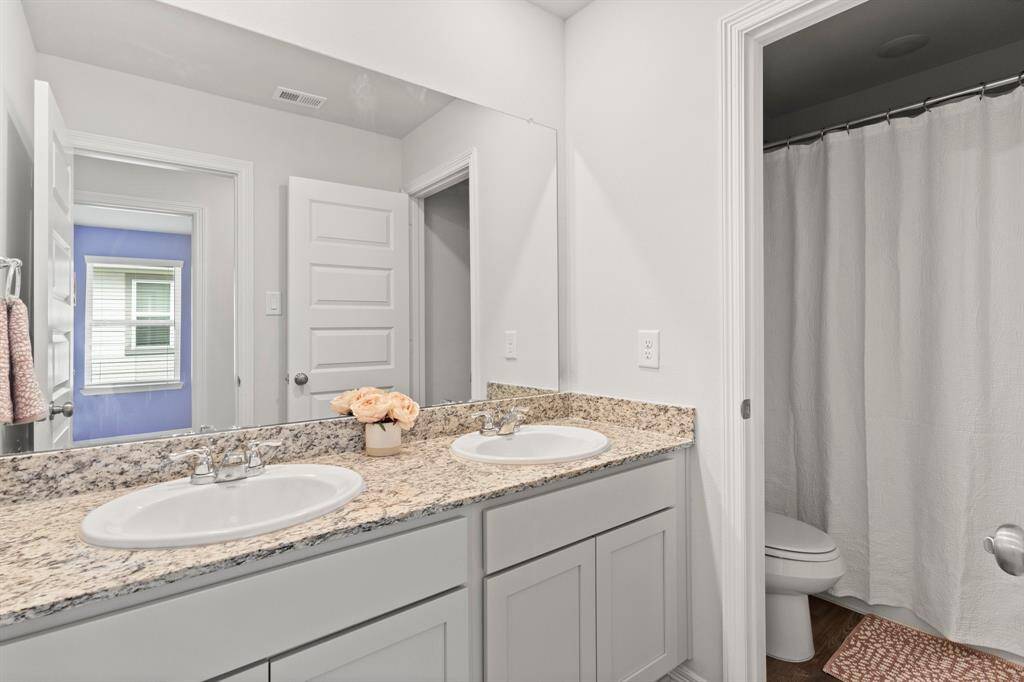 ***PHOTOS OF HOME STAGED IN PREVIOUS LISTING***