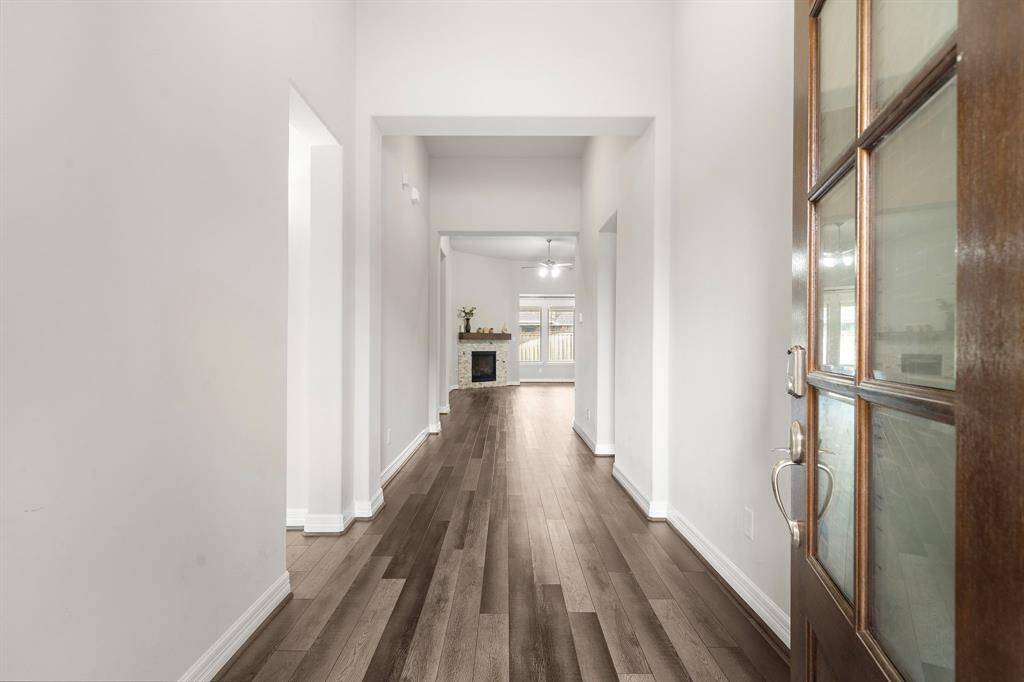 Front Entrance Hallway