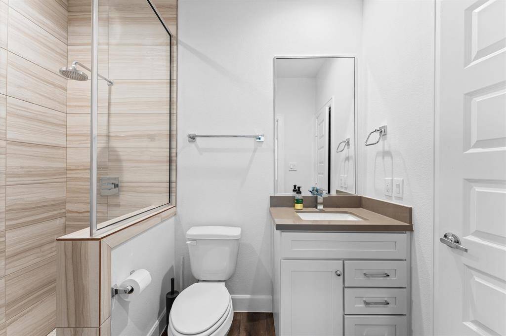 Secondary bathroom