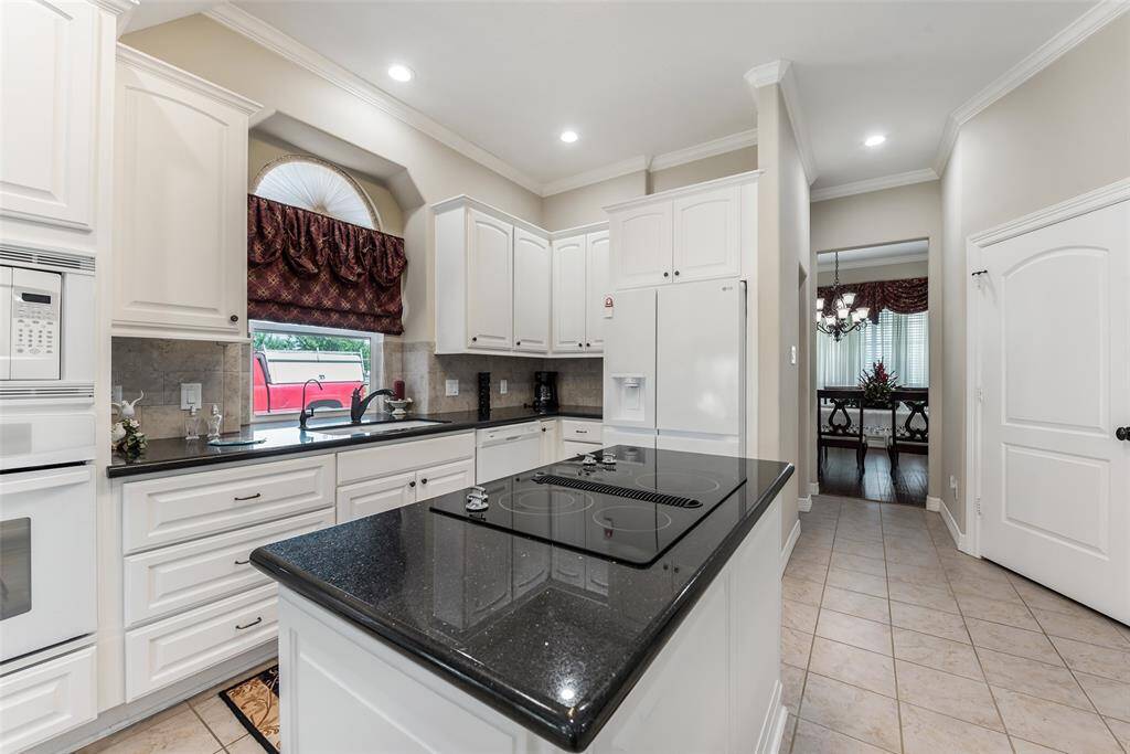 Open Kitchen View 3