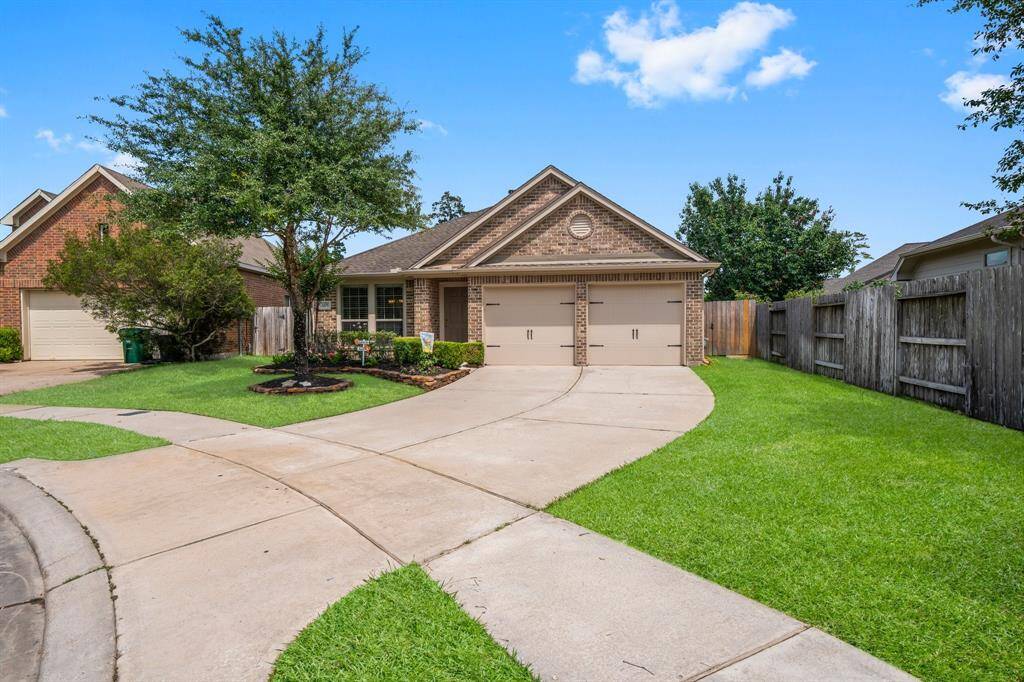 Welcome to 31870 Forest Park Trail, located in The Meadows at Imperial Oaks.