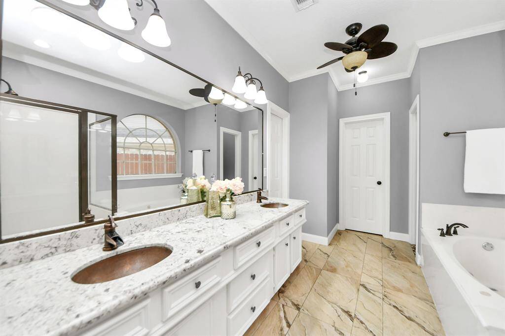 1st floor primary bath