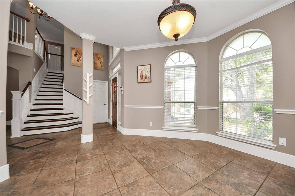 Formal dining