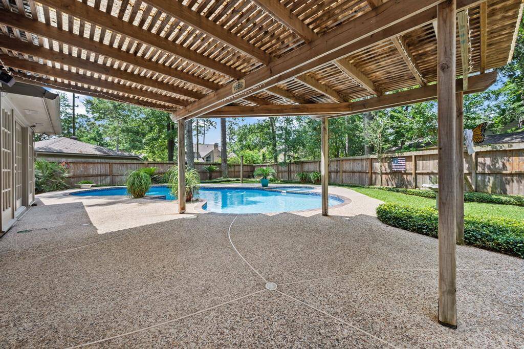 Covered patio for year round living