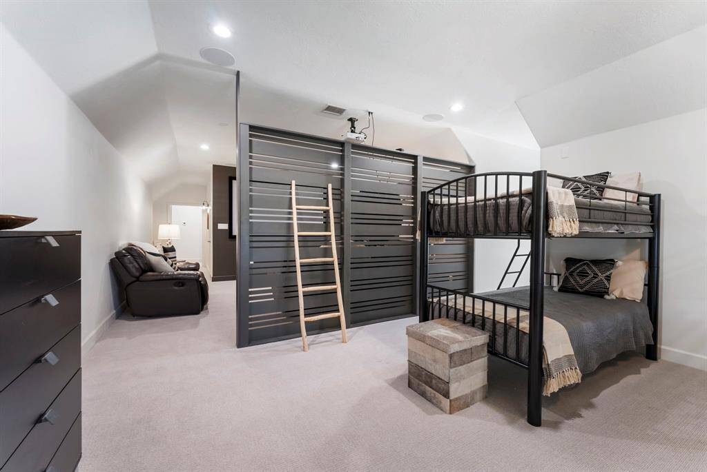 Beautiful partition between media and game room