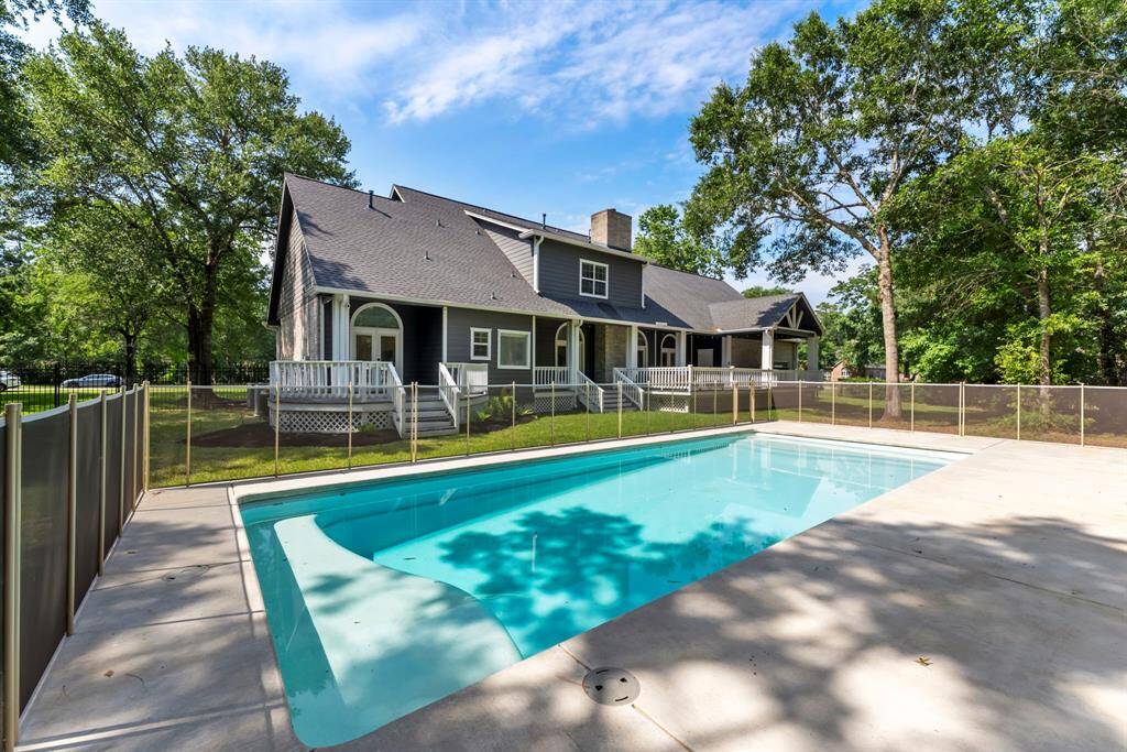 Beautiful pool.
