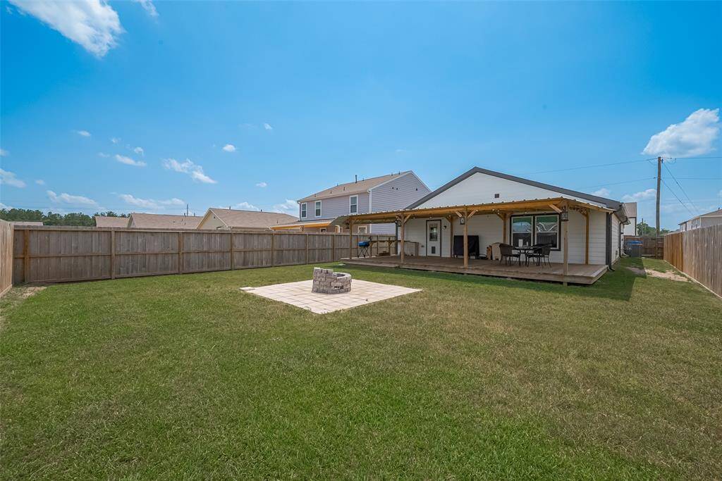 Enjoy the firepit in the cooler months!