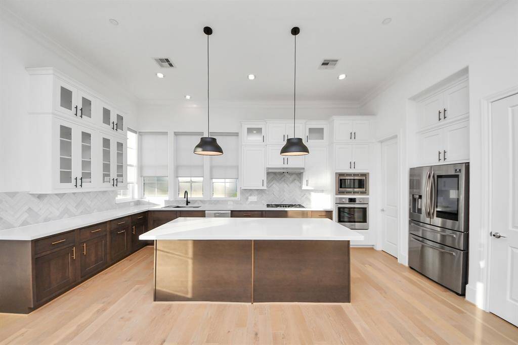 Kitchen island