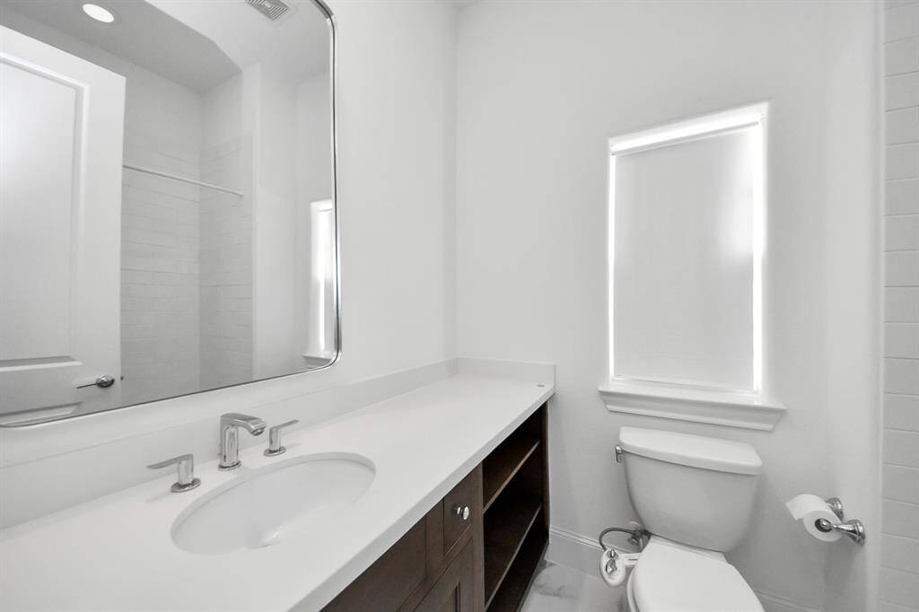 Full bathroom