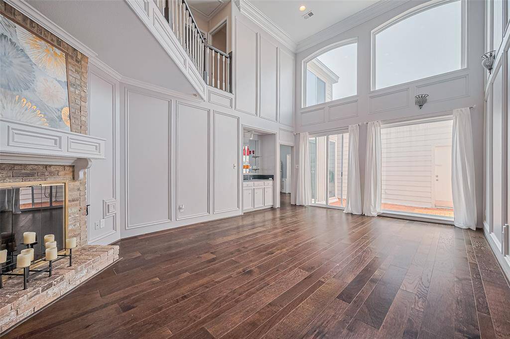 Virtual staged living dining combo