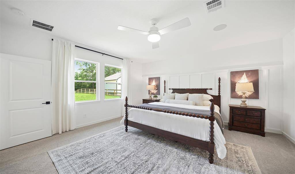 Spacious primary suite (*Photo not of actual home and used for illustration purposes only.)