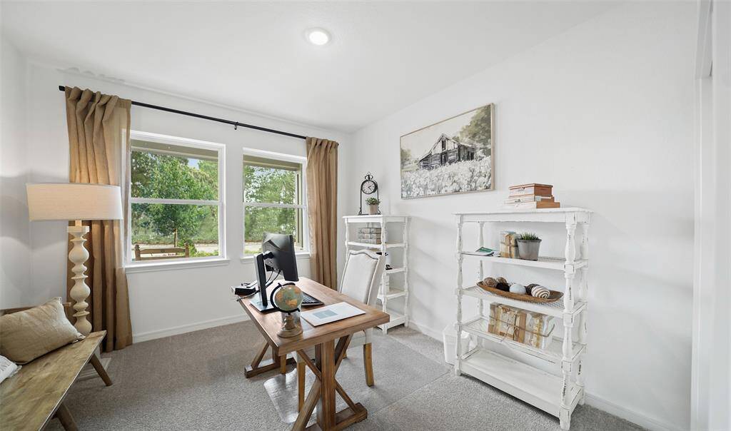 Extra Suite (*Photo not of actual home and used for illustration purposes only.)