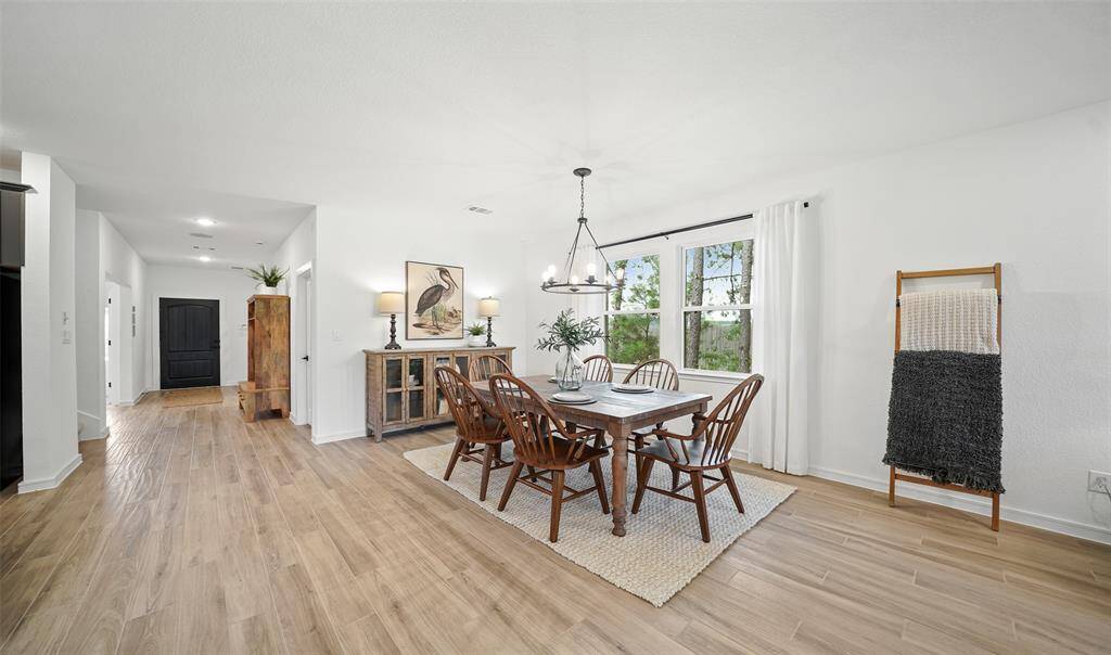 Charming dining area  (*Photo not of actual home and used for illustration purposes only.)