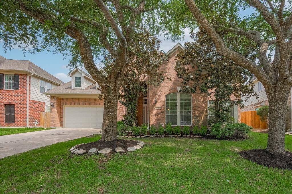 Welcome to 4515 Tremont Glen Ln. Your next HOME