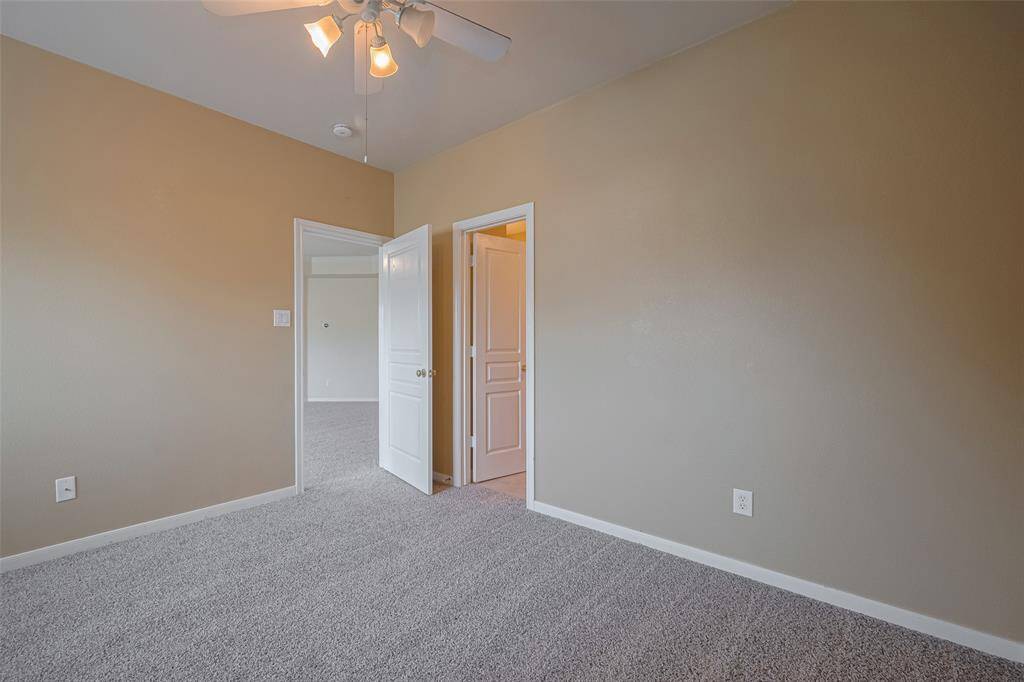En-suite bedroom