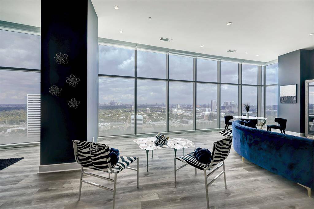 Stoic columns add to the grandeur and stoic presence in each room.