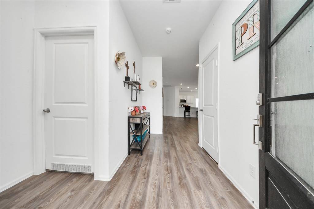 Entry way