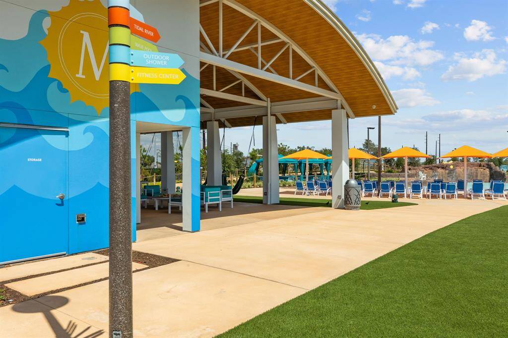 With an exhilarating wave pool, tidal river, fitness center, large pavilion, food truck park and so much more, Adventure Cove is the place to be.