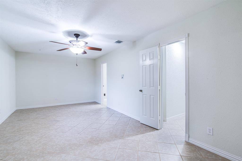 Nice size primary bedroom with full bathroom and walk-in closet