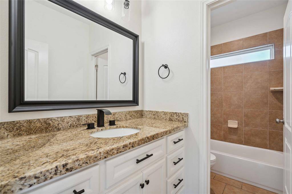 Full bathroom -located on the second floor
