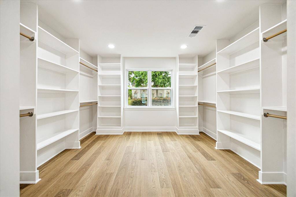 Check out this closet!