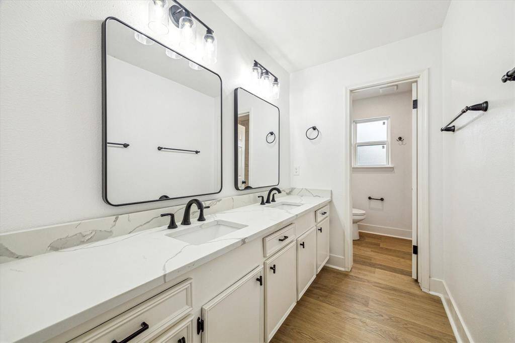 Upstairs bathroom