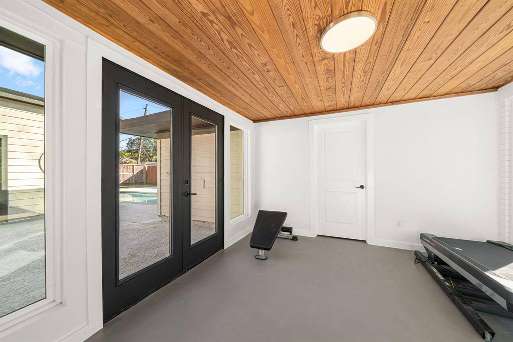 gym/mudroom